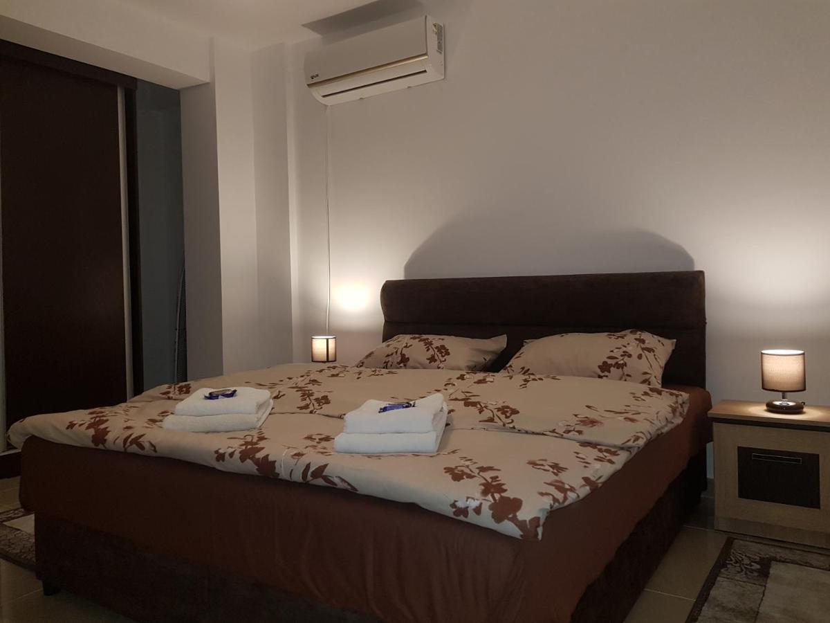 Summer Mamaia Năvodari Buitenkant foto
